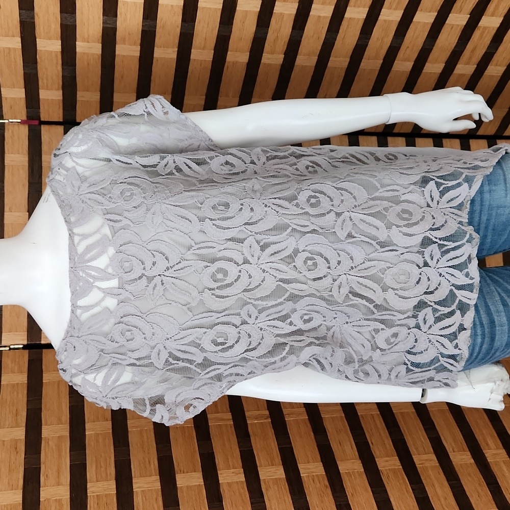 Lace Chiffon over tank top grey